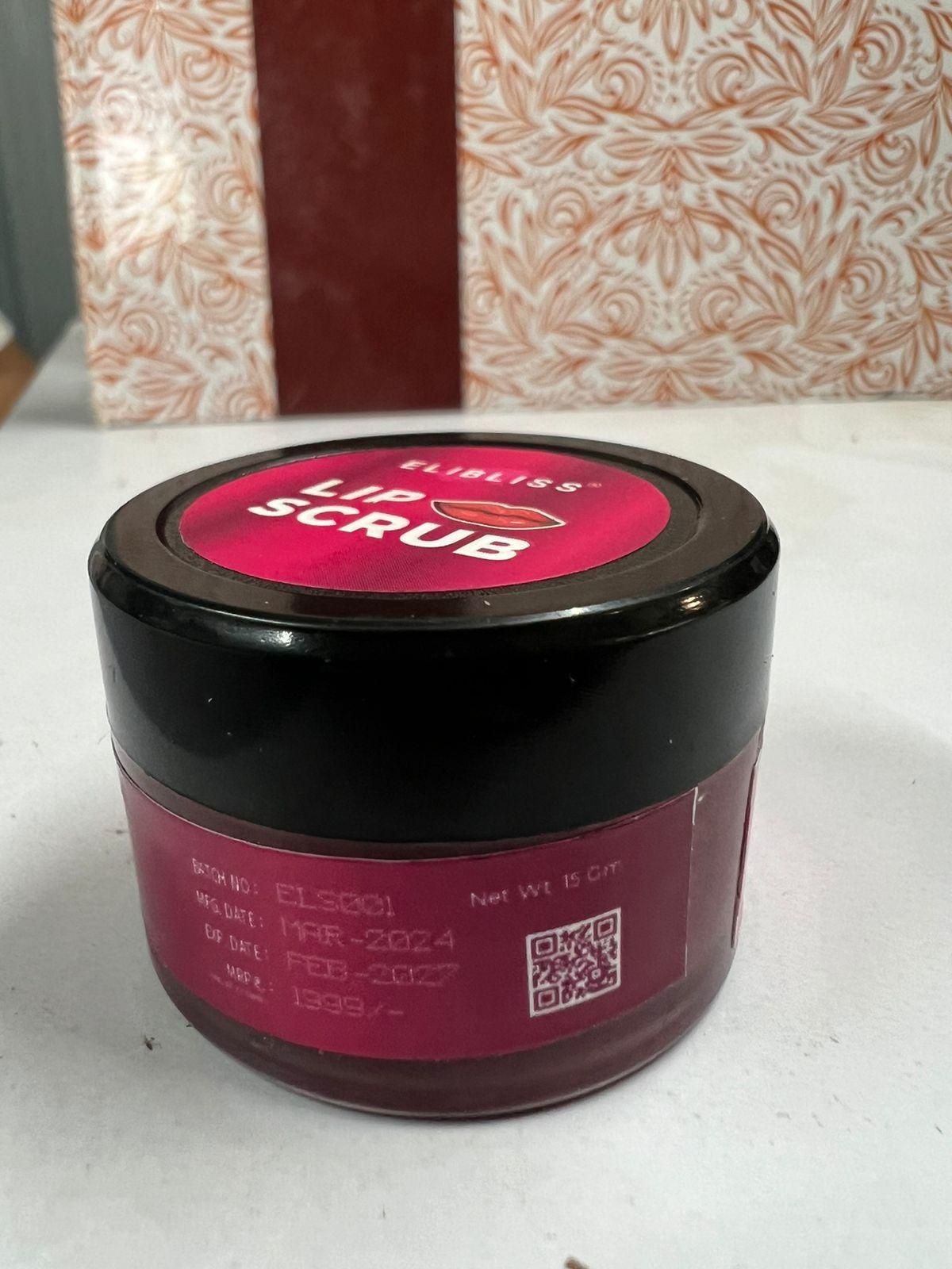 Strawberry Lip Scrub for Lightening & Brightening Dark, Dry, Chapped Lips