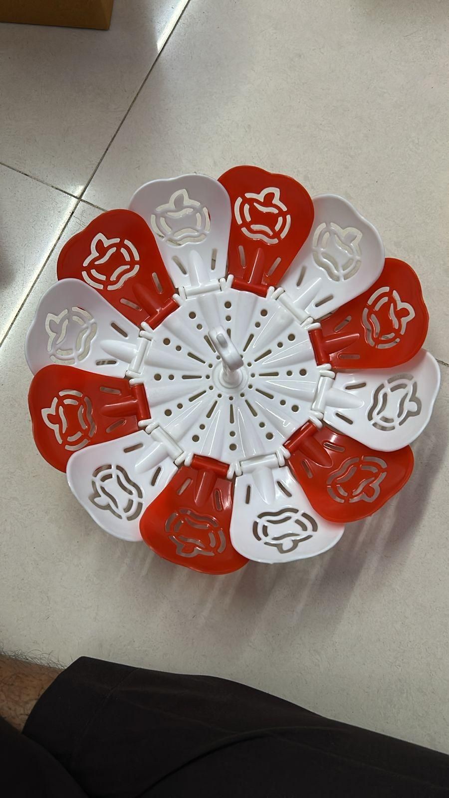 Self Adjustable Lotus Shaped Basket