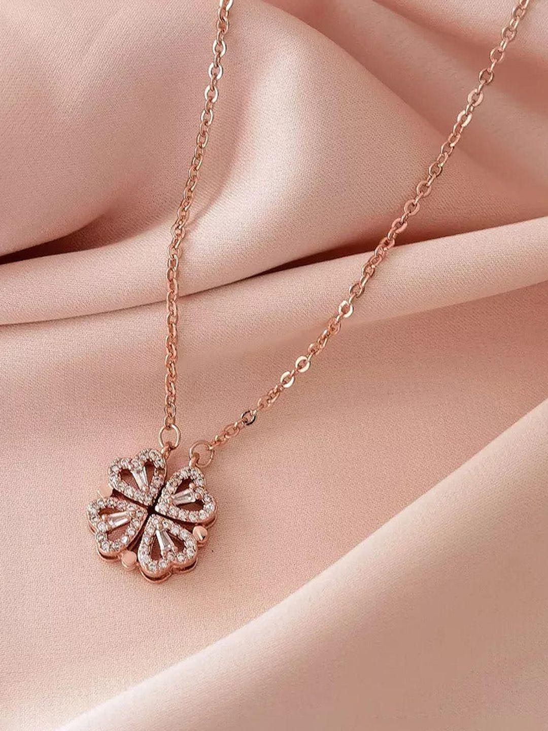 Pretty Silver Plated Chain With Pendant