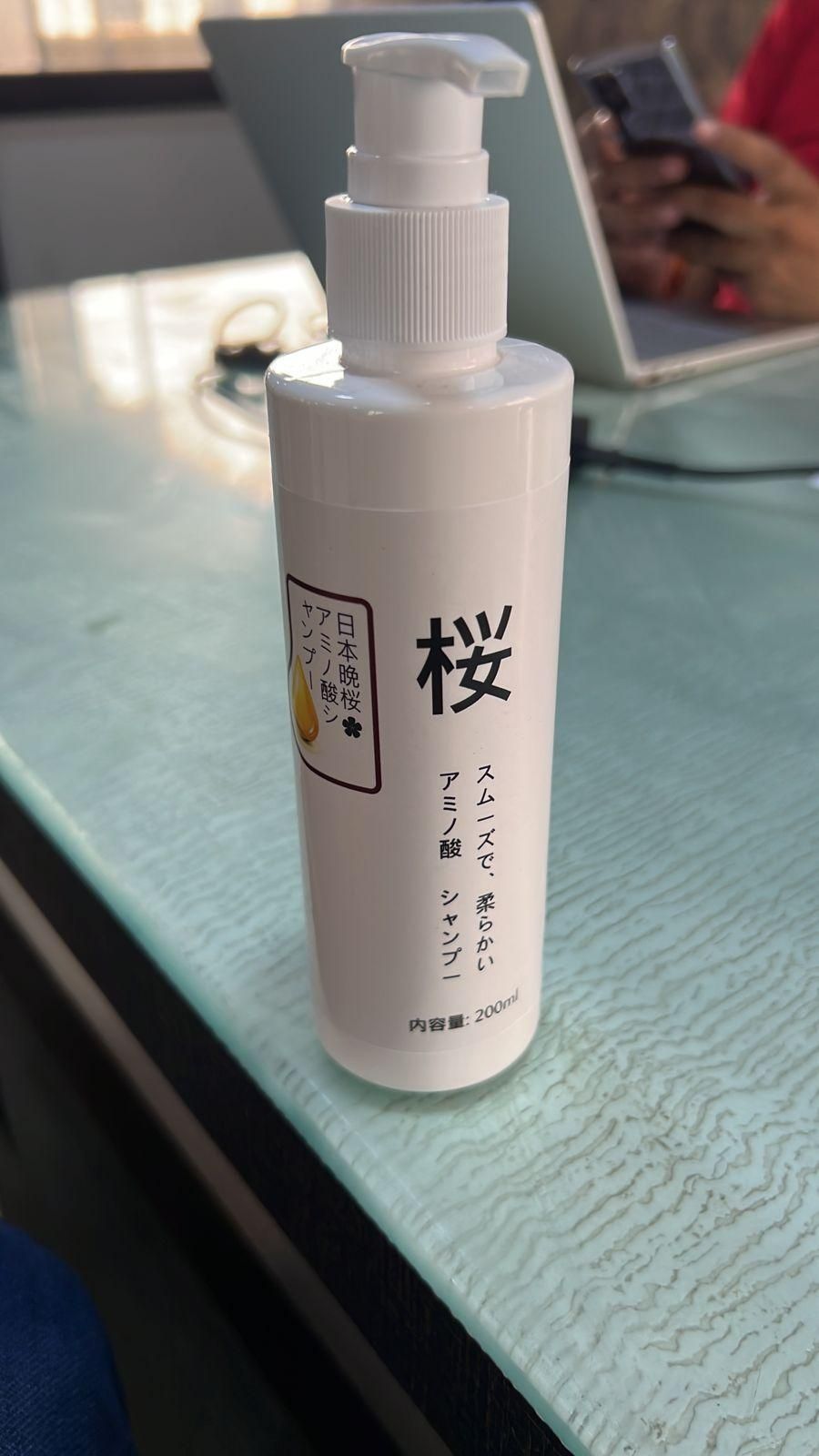 Shakoora Japanese Sakura Tree Shampoo For Thick and Smooth Hair (Pack of 1)