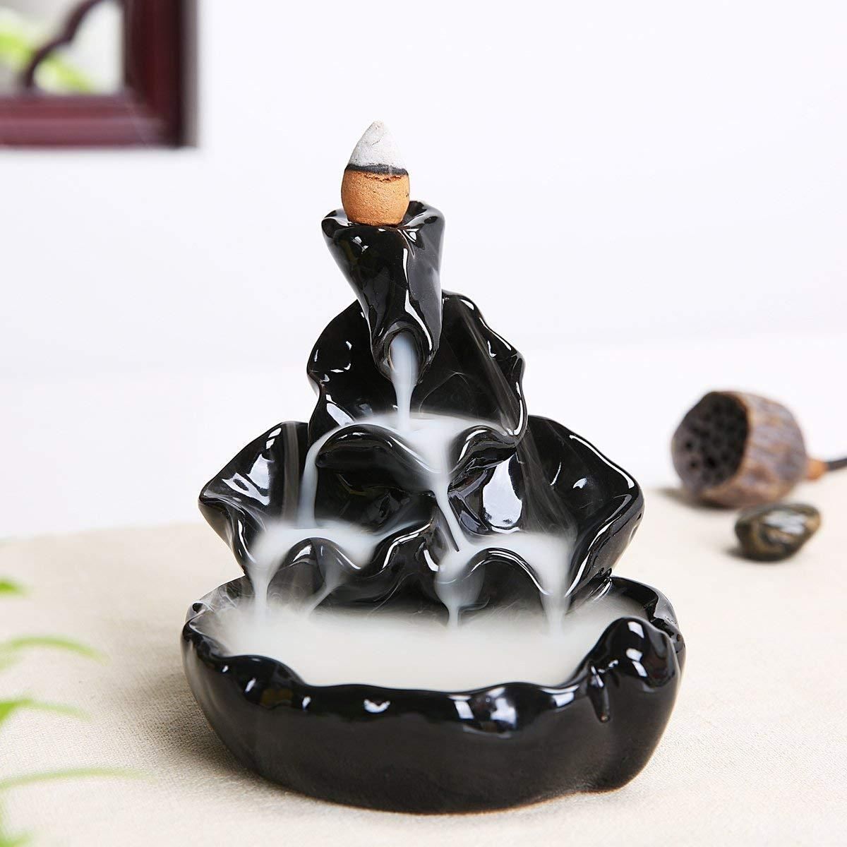 Smoke Mountain Backflow incense burner with 10 Smoke Backflow Incense Cone - 12 cm